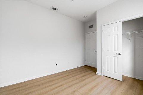 Appartement à louer à Orlando, Floride: 3 chambres, 115.85 m2 № 2306134 - photo 11