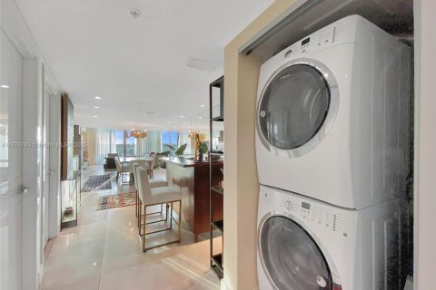 Copropriété à vendre à Miami Beach, Floride: 2 chambres, 106.19 m2 № 1926887 - photo 19