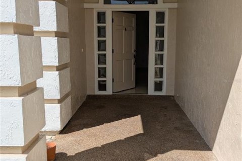 Casa en venta en Apopka, Florida, 3 dormitorios, 145.11 m2 № 1838346 - foto 2