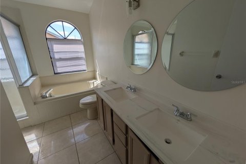 Casa en venta en Apopka, Florida, 3 dormitorios, 145.11 m2 № 1838346 - foto 10