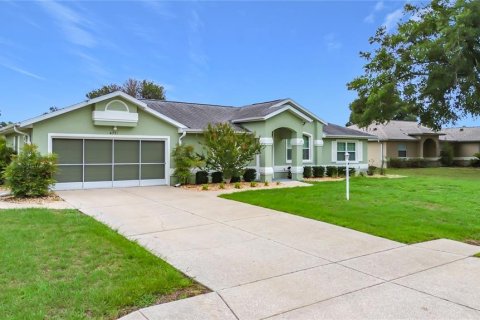 House in Ocala, Florida 2 bedrooms, 113.81 sq.m. № 2110402