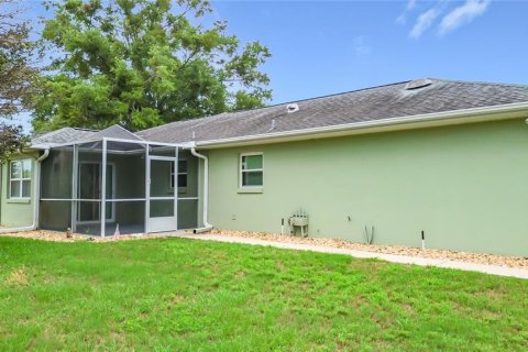 Villa ou maison à vendre à Ocala, Floride: 2 chambres, 113.81 m2 № 2110402 - photo 11