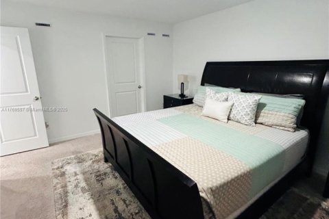 Adosado en venta en Davenport, Florida, 3 dormitorios № 1867650 - foto 7