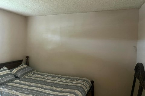 Copropriété à louer à Coral Springs, Floride: 2 chambres, 76.64 m2 № 2400842 - photo 7
