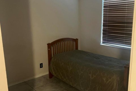Copropriété à louer à Coral Springs, Floride: 2 chambres, 76.64 m2 № 2400842 - photo 11