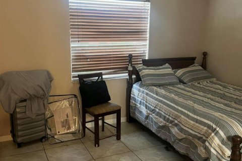 Copropriété à louer à Coral Springs, Floride: 2 chambres, 76.64 m2 № 2400842 - photo 3