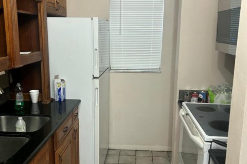 Copropriété à louer à Coral Springs, Floride: 2 chambres, 76.64 m2 № 2400842 - photo 16