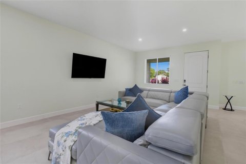 Villa ou maison à vendre à Sarasota, Floride: 3 chambres, 171.13 m2 № 2414106 - photo 7