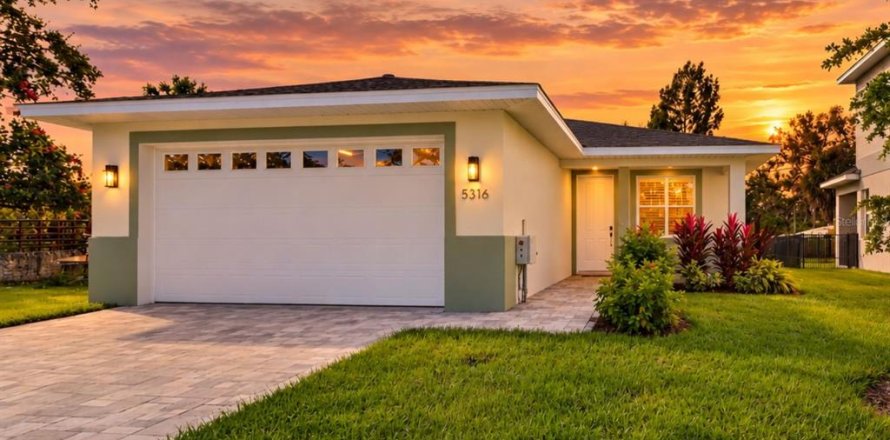 Villa ou maison à Sarasota, Floride 3 chambres, 171.13 m2 № 2414106