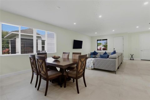 Villa ou maison à vendre à Sarasota, Floride: 3 chambres, 171.13 m2 № 2414106 - photo 12