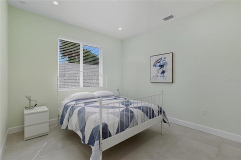 Villa ou maison à vendre à Sarasota, Floride: 3 chambres, 171.13 m2 № 2414106 - photo 25