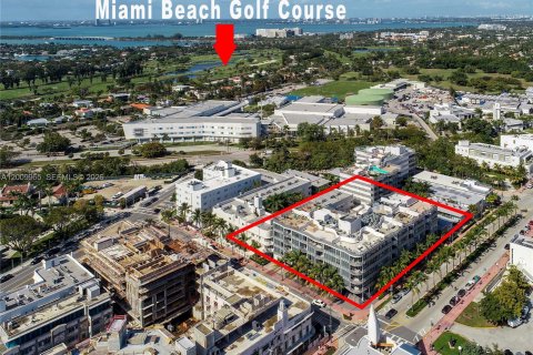 Condominio en venta en Miami Beach, Florida, 1 dormitorio, 74.32 m2 № 2073012 - foto 23