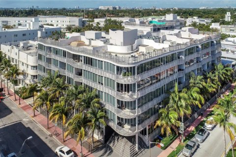 Condominio en venta en Miami Beach, Florida, 1 dormitorio, 74.32 m2 № 2073012 - foto 5