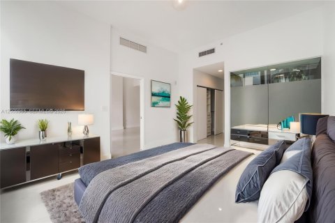 Condominio en venta en Miami Beach, Florida, 1 dormitorio, 74.32 m2 № 2073012 - foto 4