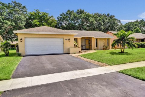 Villa ou maison à Boca Raton, Floride 2 chambres, 148.74 m2 № 2432244
