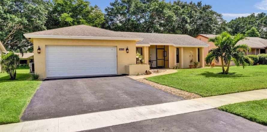 Villa ou maison à Boca Raton, Floride 2 chambres, 148.74 m2 № 2432244