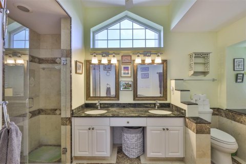 House in Sun City Center, Florida 3 bedrooms, 156.45 sq.m. № 1826161 - photo 24