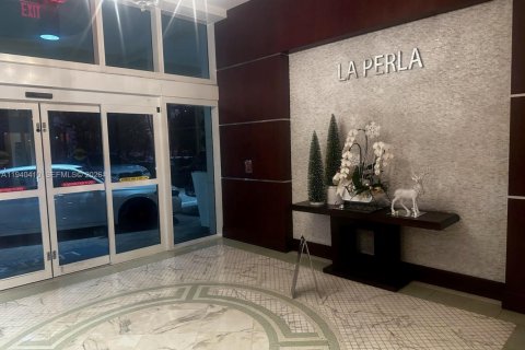 Copropriété à louer à Sunny Isles Beach, Floride: 2 chambres, 132.2 m2 № 1998292 - photo 3