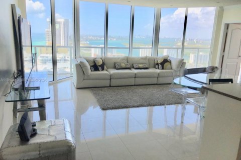 Copropriété à louer à Sunny Isles Beach, Floride: 2 chambres, 132.2 m2 № 1998292 - photo 5