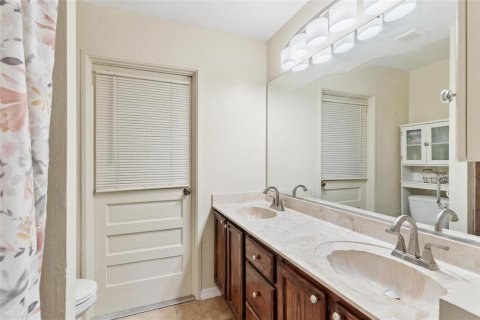 Casa en venta en Fruitland Park, Florida, 3 dormitorios, 75.81 m2 № 2237378 - foto 22