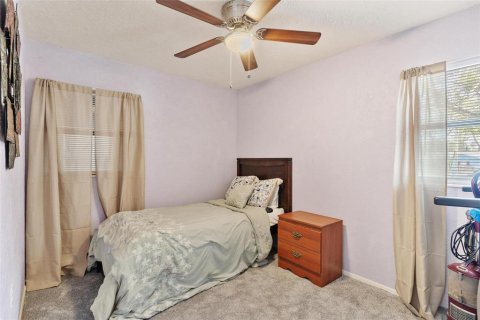 Casa en venta en Fruitland Park, Florida, 3 dormitorios, 75.81 m2 № 2237378 - foto 26