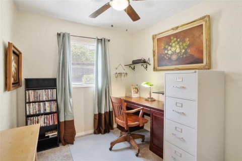 Casa en venta en Fruitland Park, Florida, 3 dormitorios, 75.81 m2 № 2237378 - foto 20