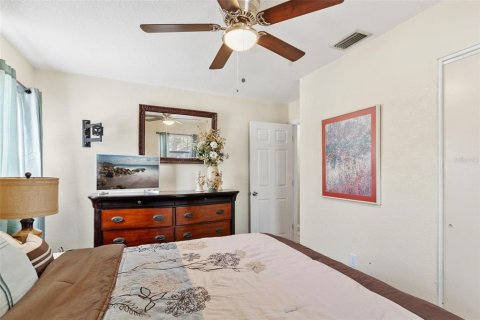 Casa en venta en Fruitland Park, Florida, 3 dormitorios, 75.81 m2 № 2237378 - foto 25
