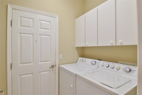 House in Ocala, Florida 3 bedrooms, 143.81 sq.m. № 1721401 - photo 10