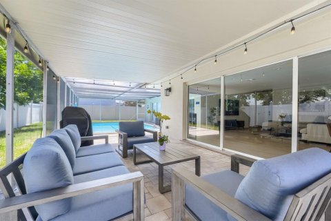 Купить виллу или дом в Семинол, Флорида 7 комнат, 145.11м2, № 2321240 - фото 28