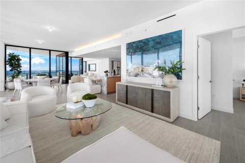 Copropriété à louer à Miami Beach, Floride: 4 chambres, 242.94 m2 № 1814148 - photo 5