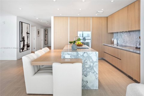 Copropriété à louer à Miami Beach, Floride: 4 chambres, 242.94 m2 № 1814148 - photo 19