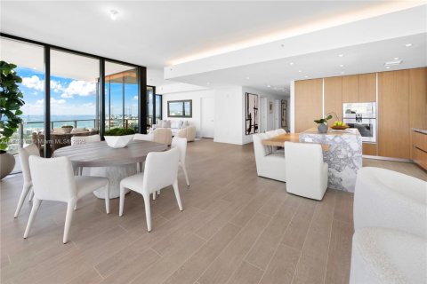 Copropriété à louer à Miami Beach, Floride: 4 chambres, 242.94 m2 № 1814148 - photo 10