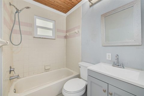 Casa en venta en Palm Harbor, Florida, 3 dormitorios, 111.95 m2 № 1784341 - foto 13