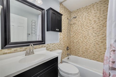 Casa en venta en Palm Harbor, Florida, 3 dormitorios, 111.95 m2 № 1784341 - foto 10