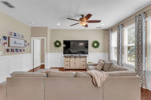 House in Auburndale, Florida 4 bedrooms, 283.44 sq.m. № 1815544 - photo 19