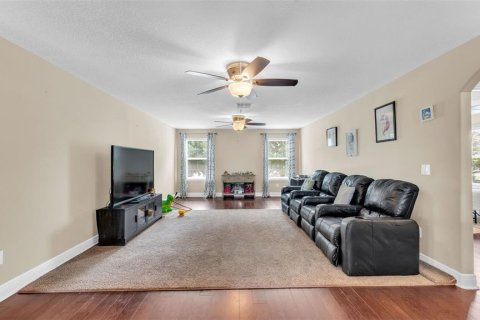 House in Auburndale, Florida 4 bedrooms, 283.44 sq.m. № 1815544 - photo 28