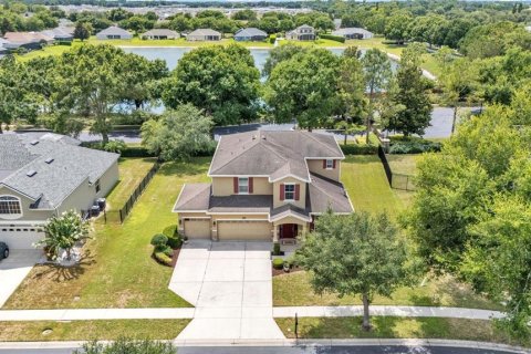 House in Auburndale, Florida 4 bedrooms, 283.44 sq.m. № 1815544 - photo 4