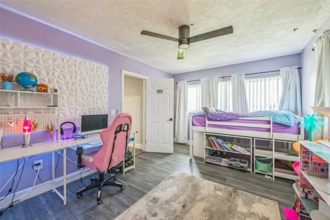 House in Sarasota, Florida 3 bedrooms, 169.08 sq.m. № 1849917 - photo 7