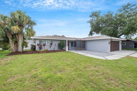 House in Sarasota, Florida 3 bedrooms, 169.08 sq.m. № 1849917 - photo 2