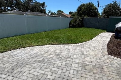 House in Sarasota, Florida 3 bedrooms, 169.08 sq.m. № 1849917 - photo 16