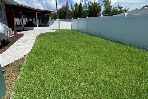 House in Sarasota, Florida 3 bedrooms, 169.08 sq.m. № 1849917 - photo 17
