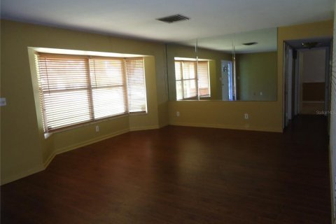 Casa en venta en Saint Petersburg, Florida, 3 dormitorios, 145.3 m2 № 1868855 - foto 3
