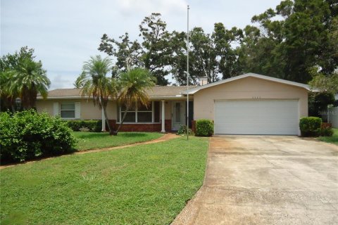 Casa en venta en Saint Petersburg, Florida, 3 dormitorios, 145.3 m2 № 1868855 - foto 1