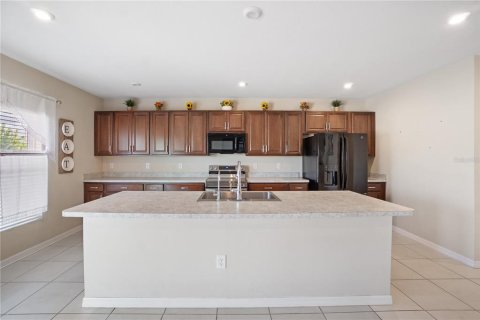 Casa en venta en Kissimmee, Florida, 4 dormitorios, 201.41 m2 № 1899762 - foto 20