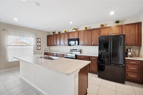 Casa en venta en Kissimmee, Florida, 4 dormitorios, 201.41 m2 № 1899762 - foto 23