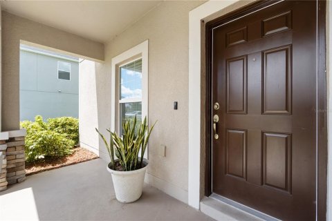 Casa en venta en Kissimmee, Florida, 4 dormitorios, 201.41 m2 № 1899762 - foto 3