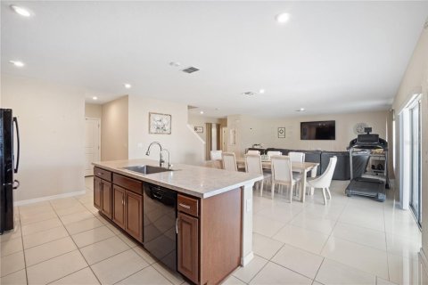Casa en venta en Kissimmee, Florida, 4 dormitorios, 201.41 m2 № 1899762 - foto 19