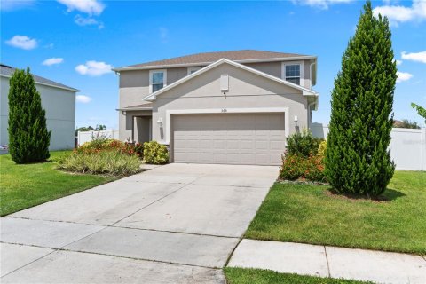Casa en venta en Kissimmee, Florida, 4 dormitorios, 201.41 m2 № 1899762 - foto 1