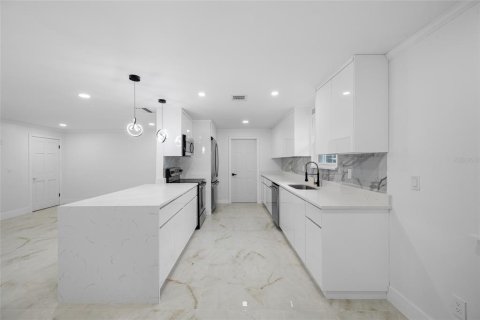 Купить виллу или дом в Спринг-Хилл, Флорида 3 комнаты, 143.44м2, № 1786007 - фото 8