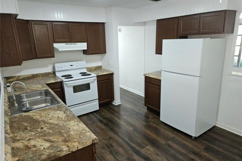 Villa ou maison à louer à Clearwater, Floride: 3 chambres, 121.05 m2 № 2349445 - photo 4